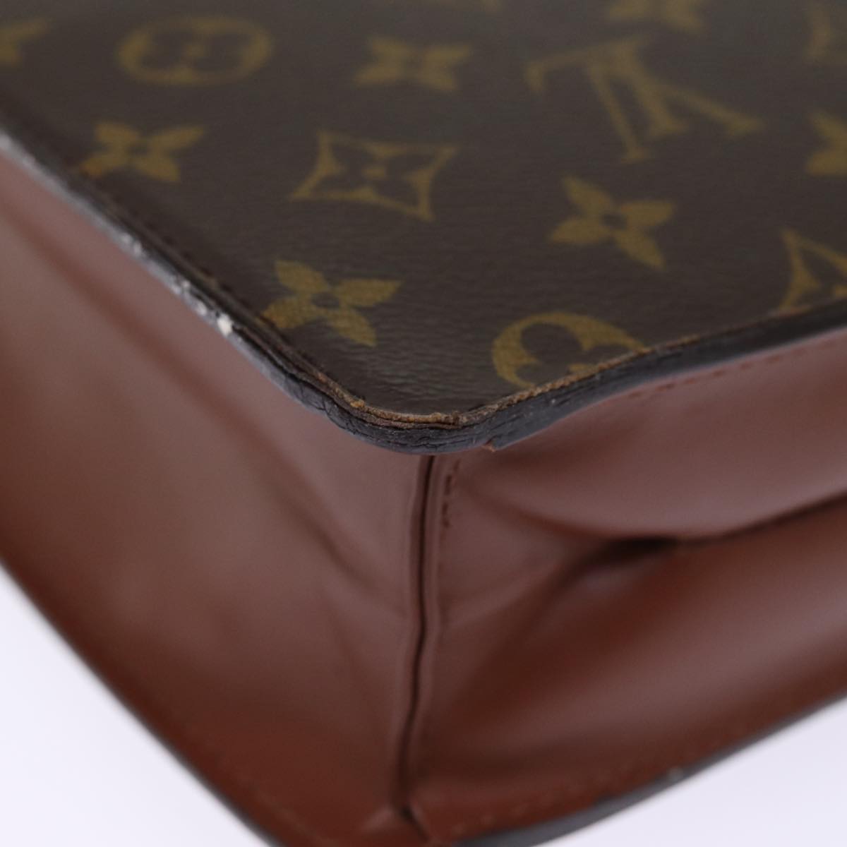 LOUIS VUITTON Monogram Porte Documents Bandouliere Bag M53338 LV Auth yk12660