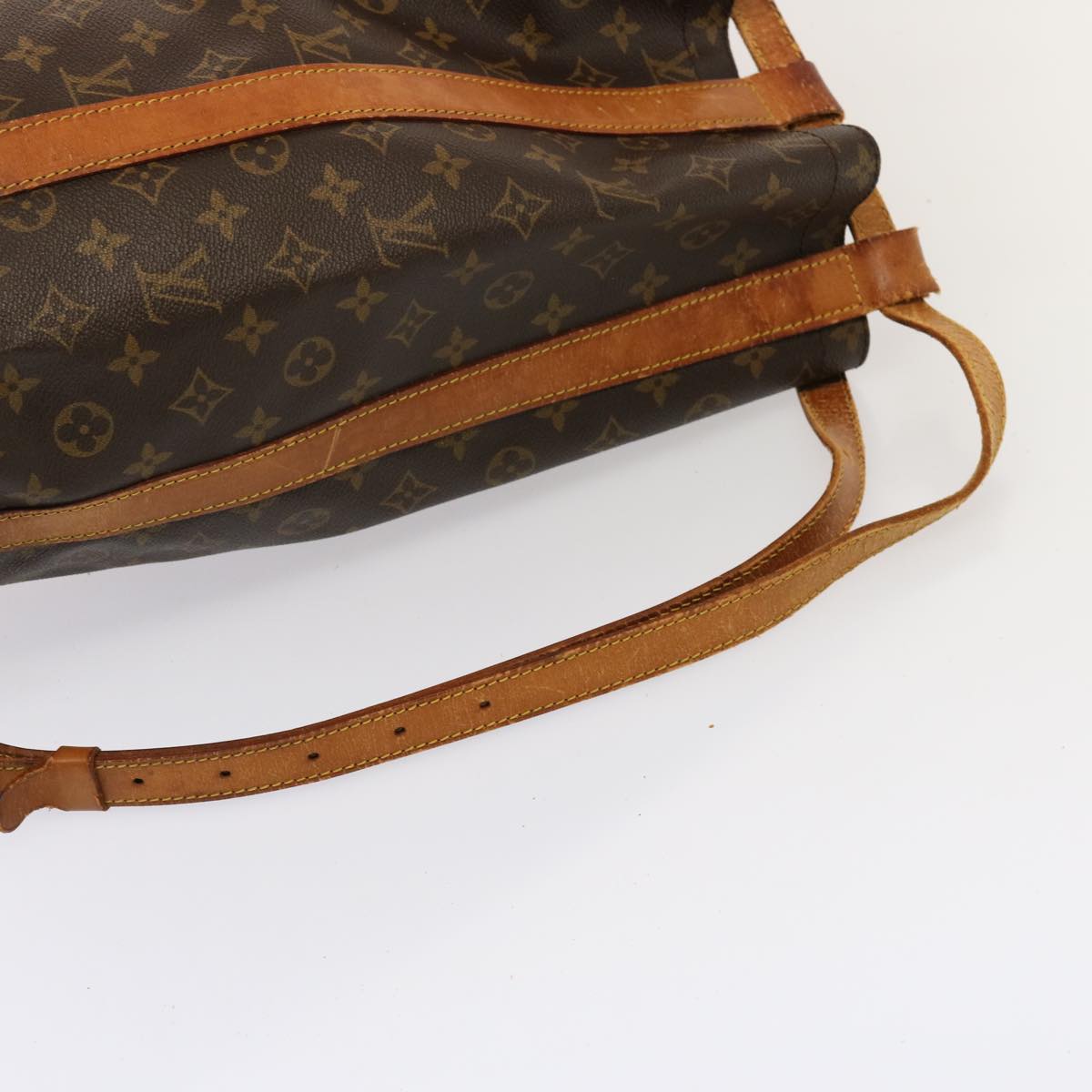 LOUIS VUITTON Monogram Randonnee GM Shoulder Bag M42244 LV Auth yk12662