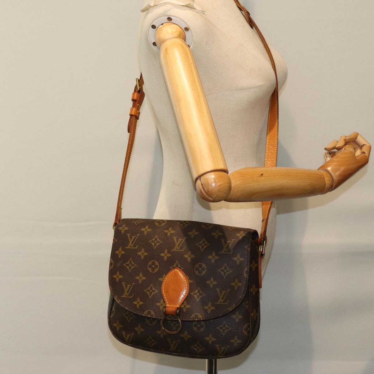 LOUIS VUITTON Monogram Saint Cloud GM Shoulder Bag M51242 LV Auth yk12705