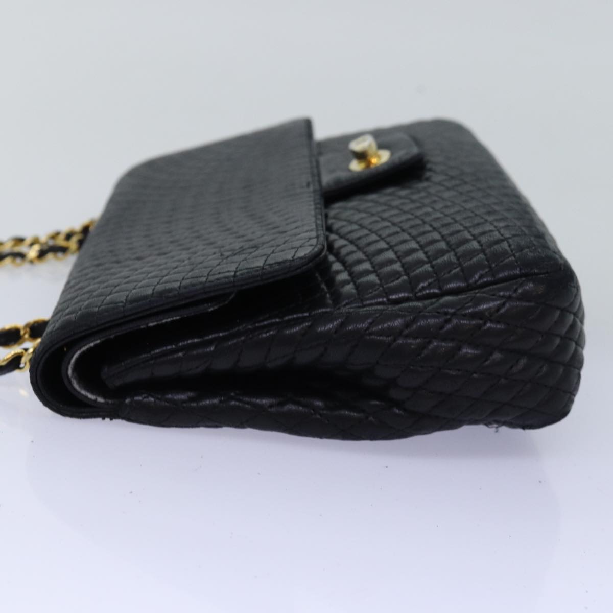 BALLY Quilted Chain Shoulder Bag Leather Black Auth yk12718