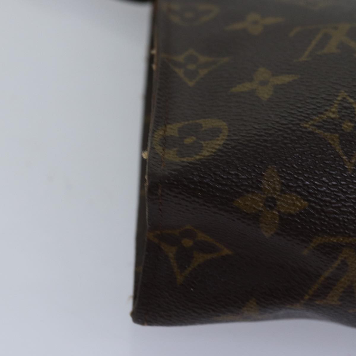 LOUIS VUITTON Monogram Poche Toilette 26 Pouch M47542 LV Auth yk12764