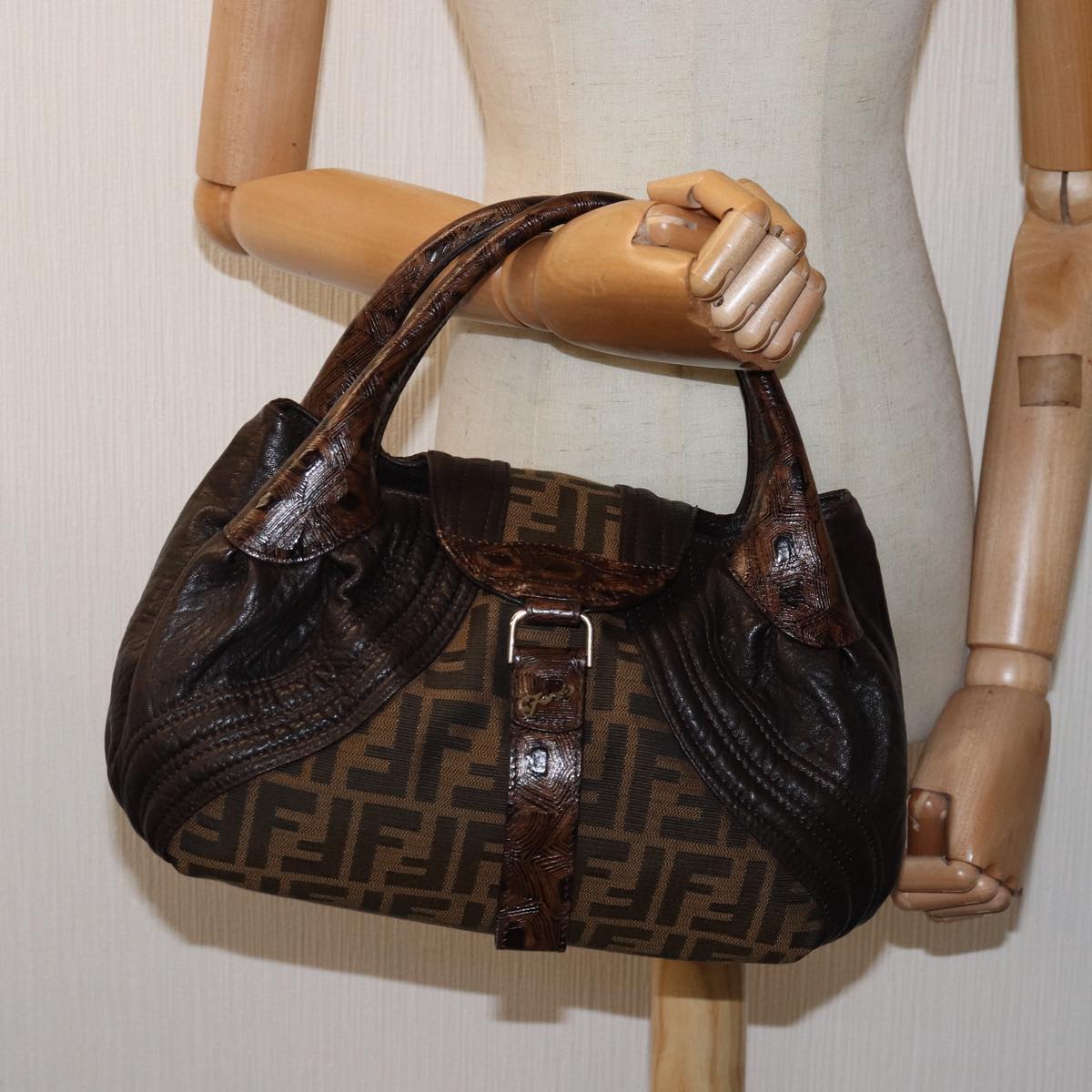 FENDI Zucca Canvas Spy bag Hand Bag Brown Black Auth yk12800