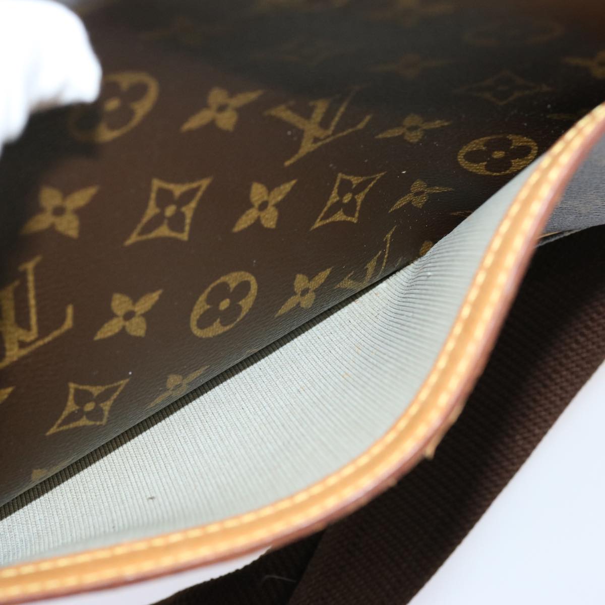 LOUIS VUITTON Monogram Reporter PM Shoulder Bag M45254 LV Auth yk12837