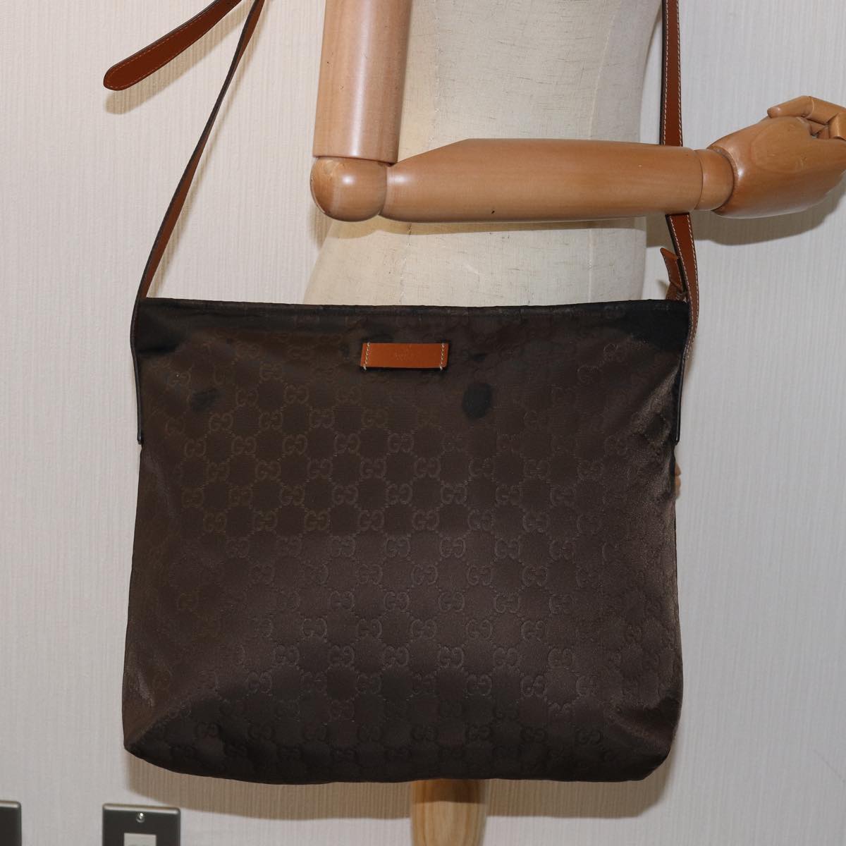 GUCCI GG Canvas Shoulder Bag Nylon Brown 308840 Auth yk12840