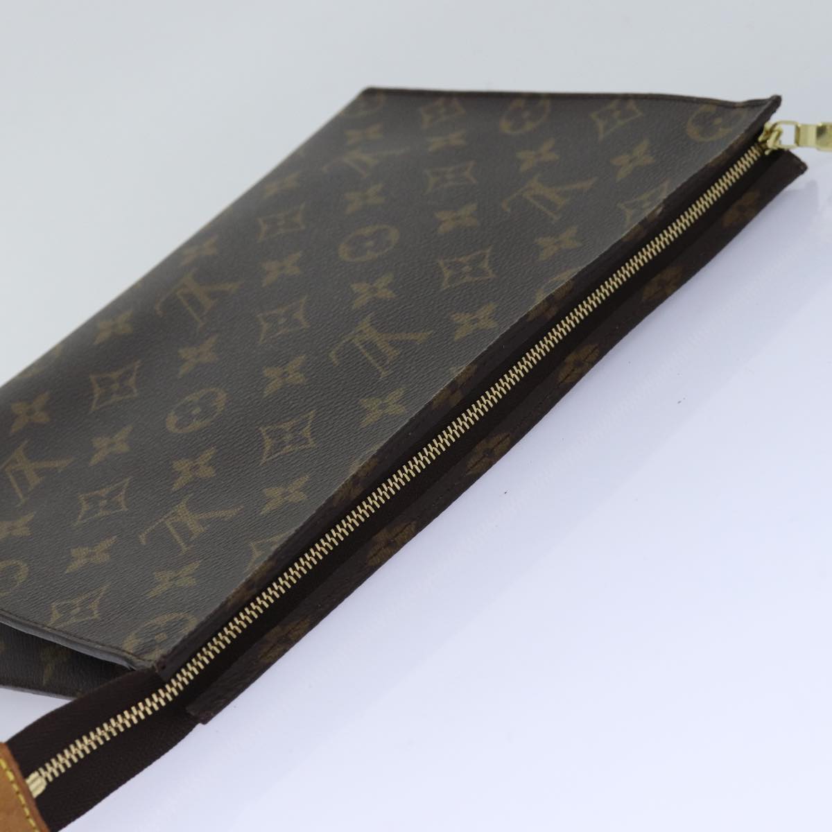 LOUIS VUITTON Monogram Poche Toilette 26 Pouch M47542 LV Auth yk12891