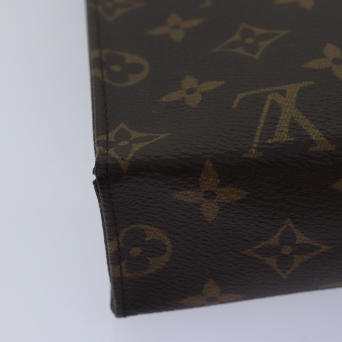 LOUIS VUITTON Monogram Poche Toilette 26 Pouch M47542 LV Auth yk12943A