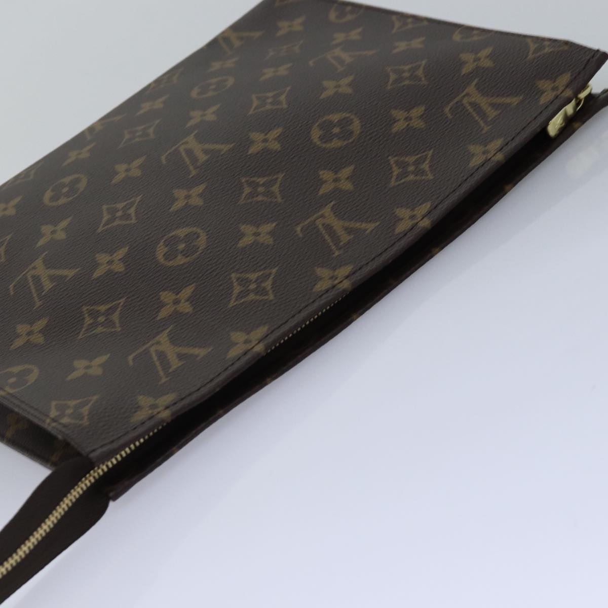 LOUIS VUITTON Monogram Poche Toilette 26 Pouch M47542 LV Auth yk12943A