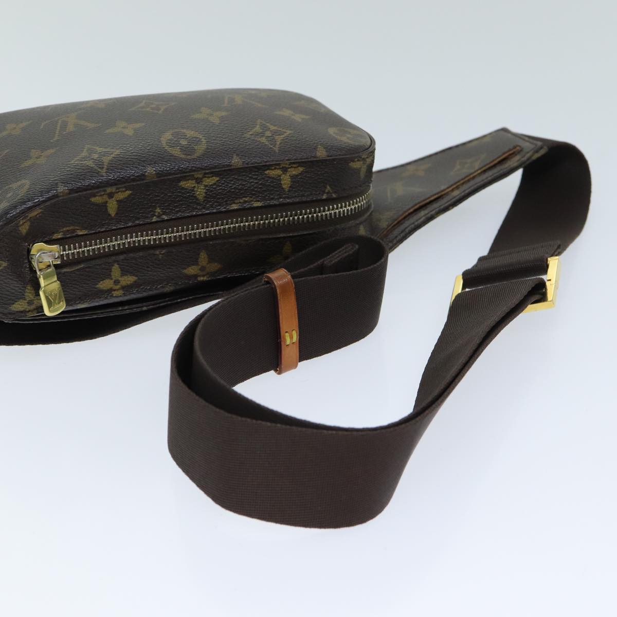 LOUIS VUITTON Monogram Geronimos Shoulder Bag SPO M50211 LV Auth yk12975A