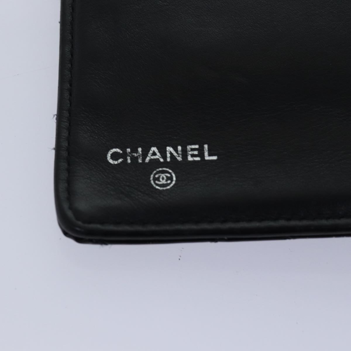 CHANEL Matelasse Wallet Enamel Black CC Auth yk12989