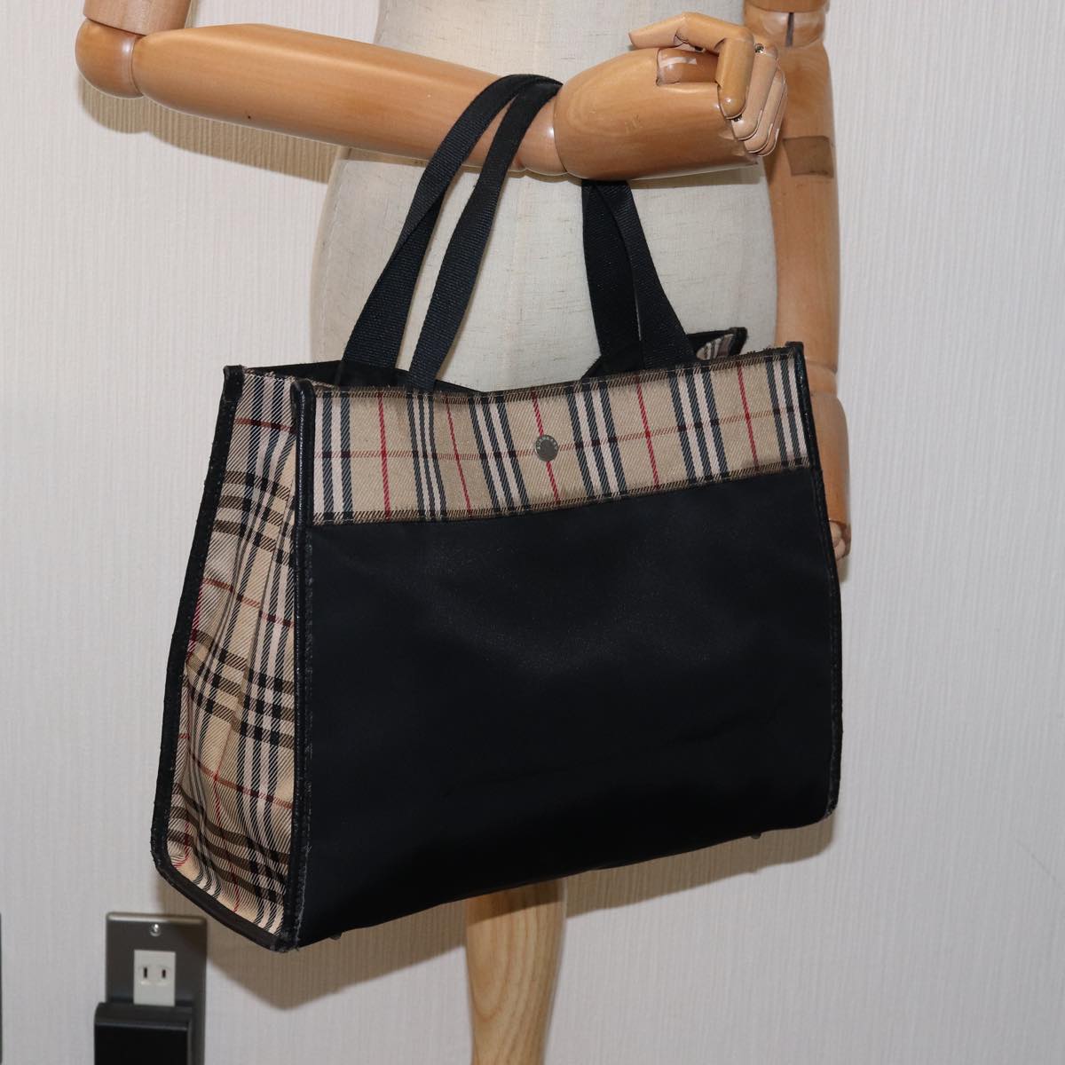 BURBERRY Nova Check Hand Bag Nylon Beige Black Auth yk13009