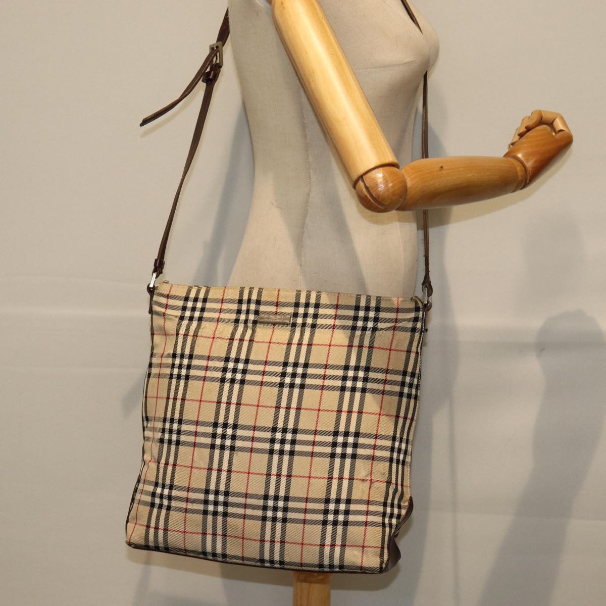 BURBERRY Nova Check Blue Label Shoulder Bag Canvas Beige Auth yk13010