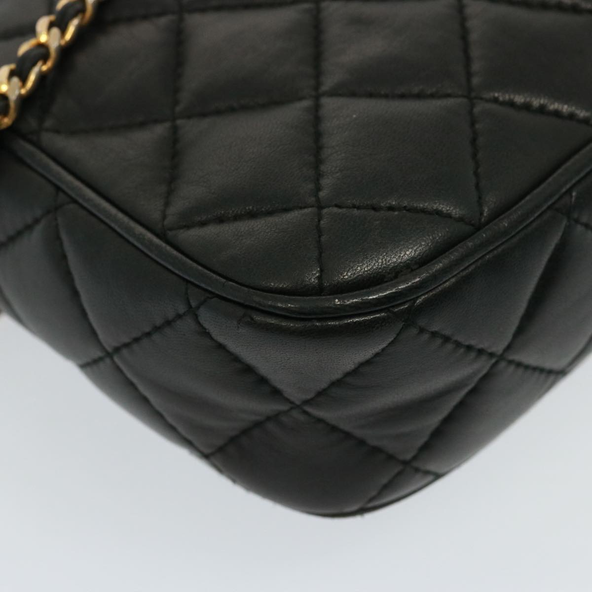 GIVENCHY Quilted Chain Shoulder Bag Leather Black Auth yk13159