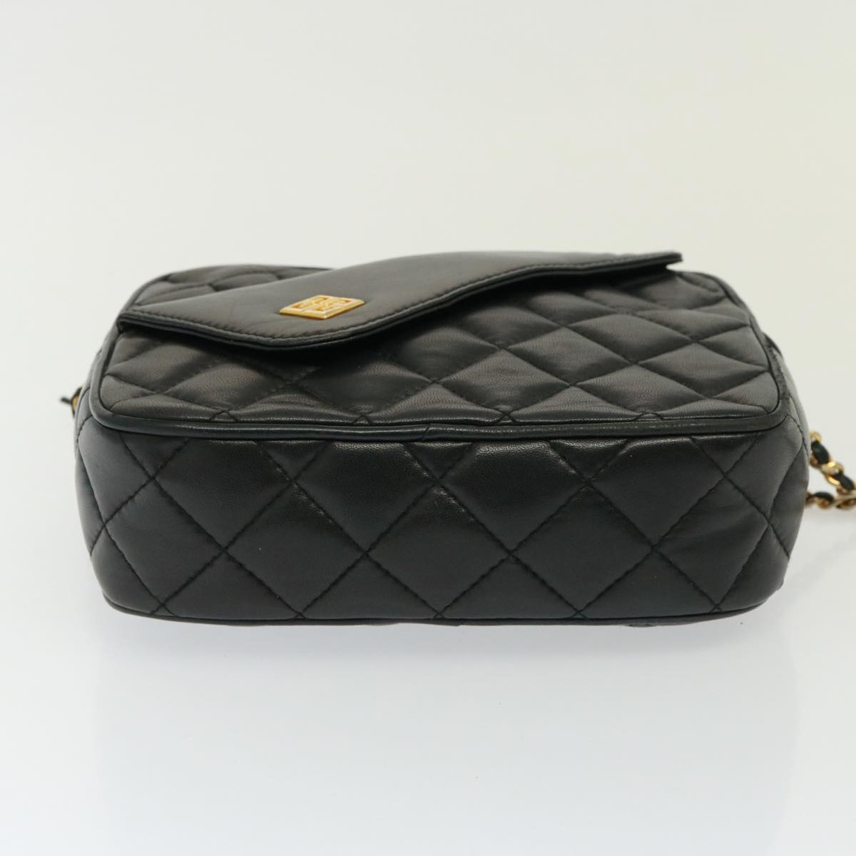 GIVENCHY Quilted Chain Shoulder Bag Leather Black Auth yk13159