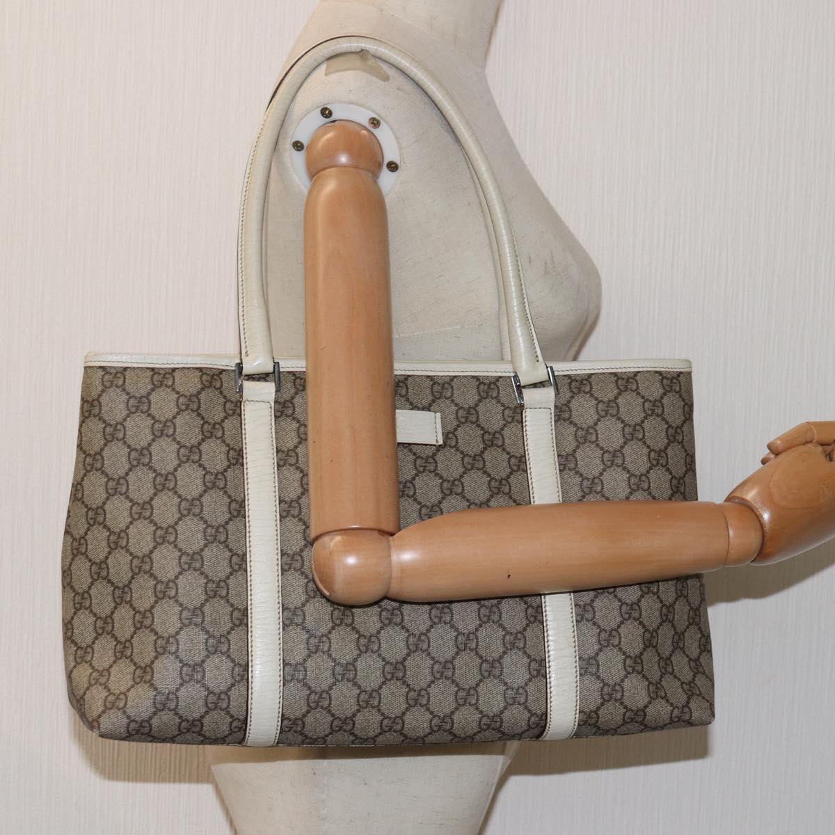 GUCCI GG Supreme Tote Bag PVC Leather Beige 114595 Auth yk13216