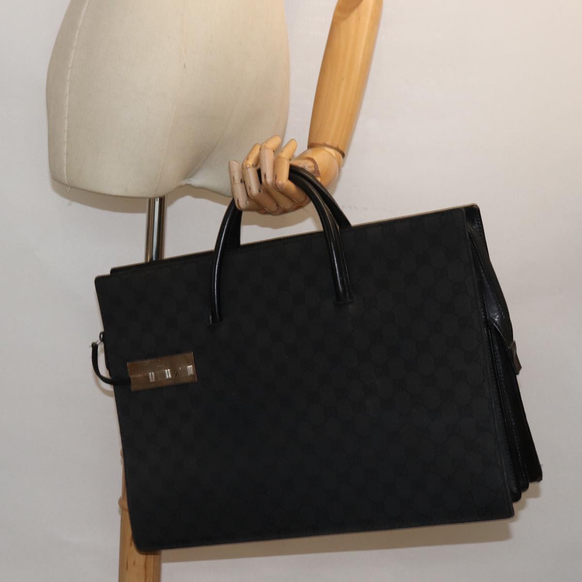 GUCCI GG Canvas Hand Bag Black 015 3708 Auth yk13270