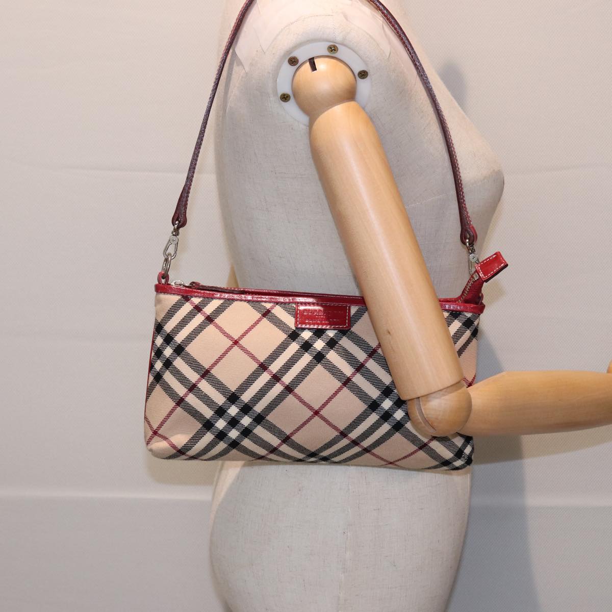 BURBERRY Nova Check Blue Label Shoulder Bag Canvas Beige Auth yk13294