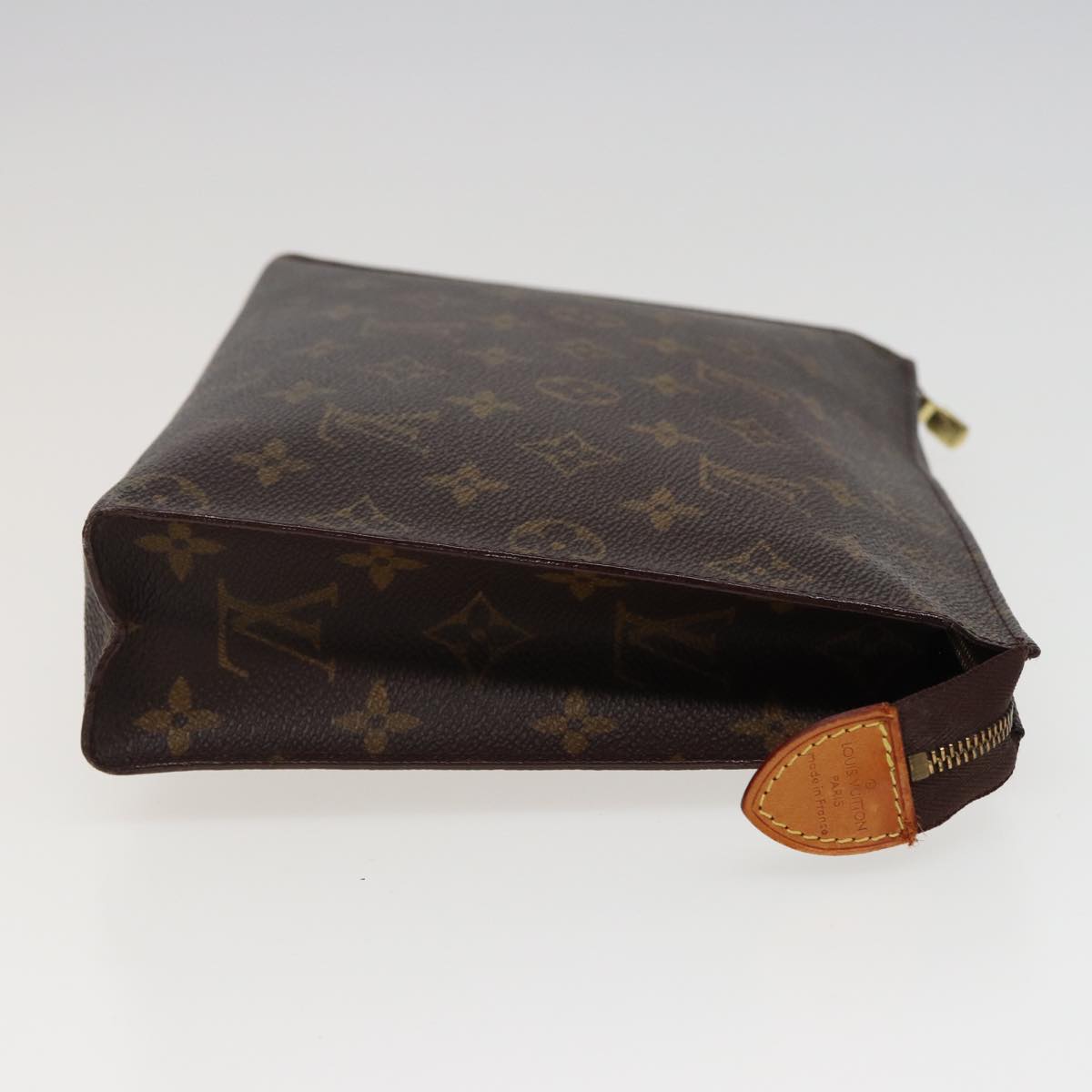 LOUIS VUITTON Monogram Poche Toilette 26 Pouch M47542 LV Auth yk13305