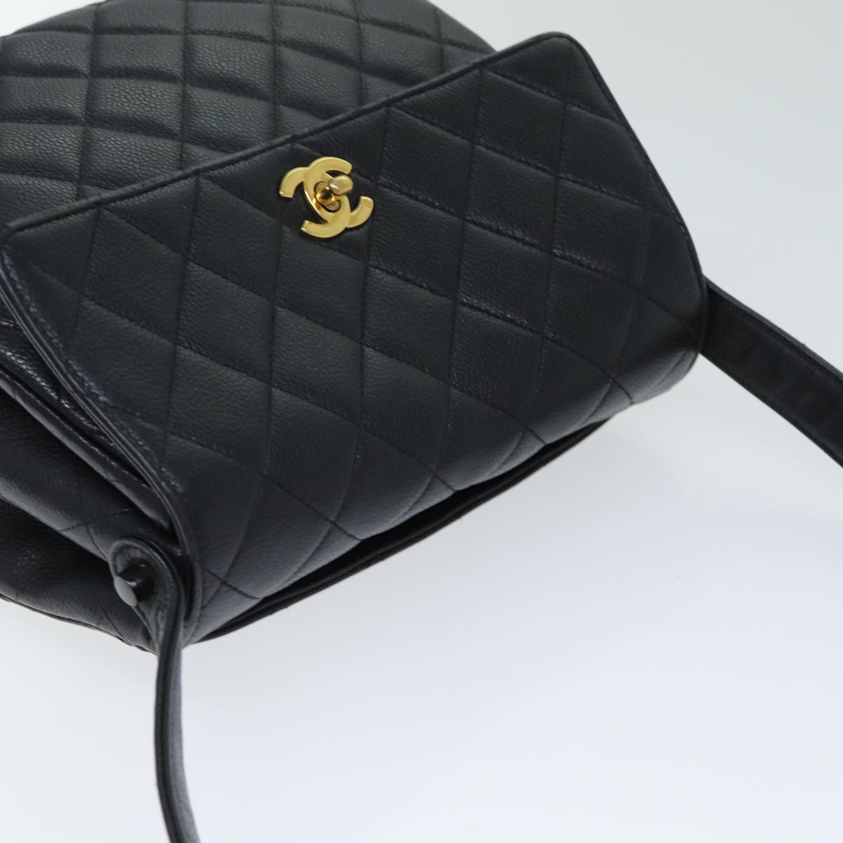 CHANEL Matelasse Turn Lock Shoulder Bag Caviar Skin Black CC Auth yk13341