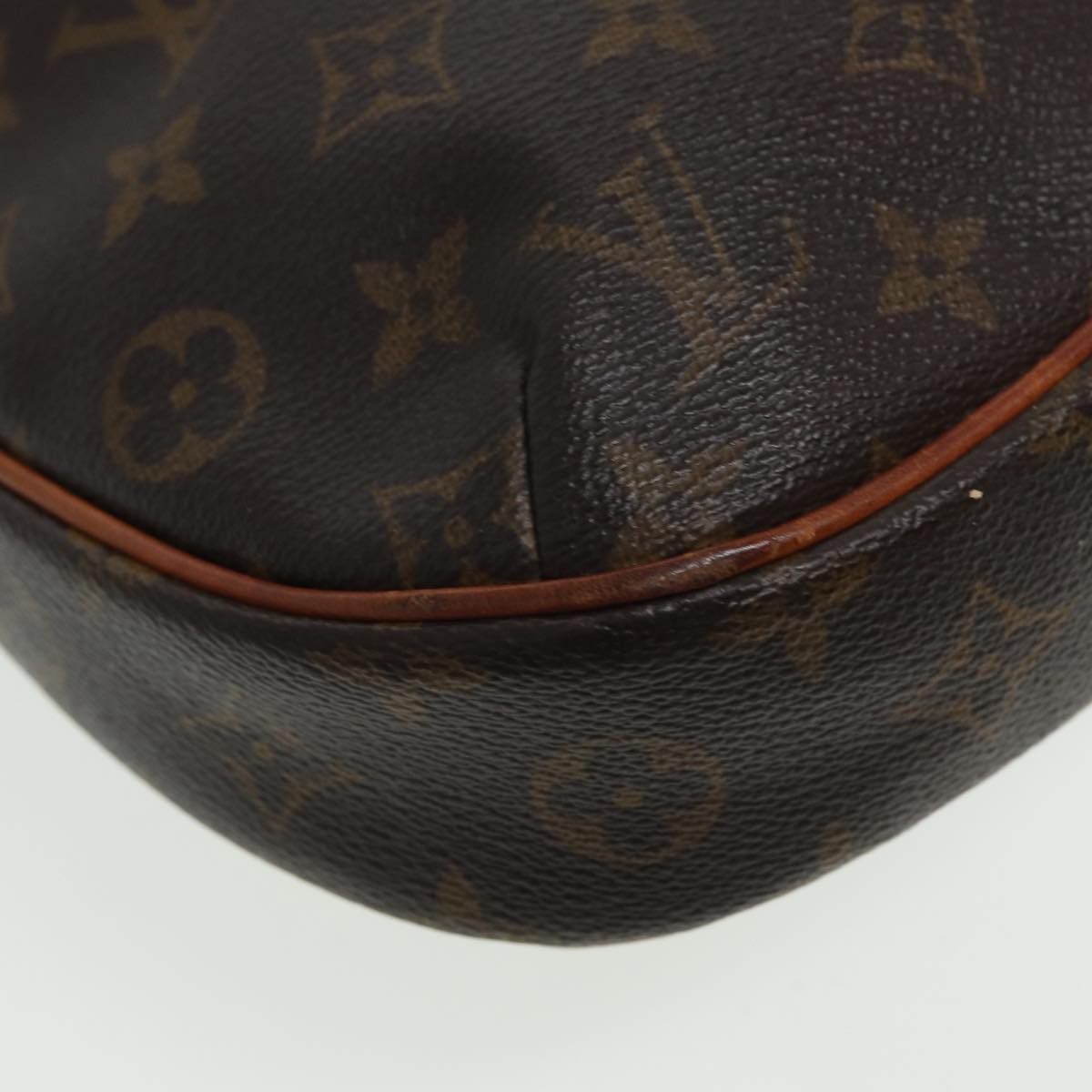 LOUIS VUITTON Monogram Odeon PM Shoulder Bag M56390 LV Auth 75537