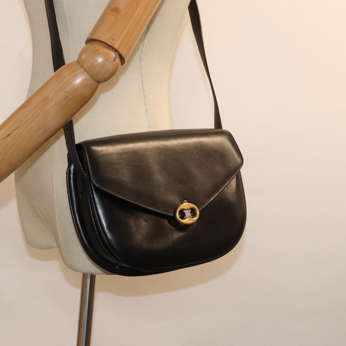 CELINE Shoulder Bag Leather Black Auth yk13626