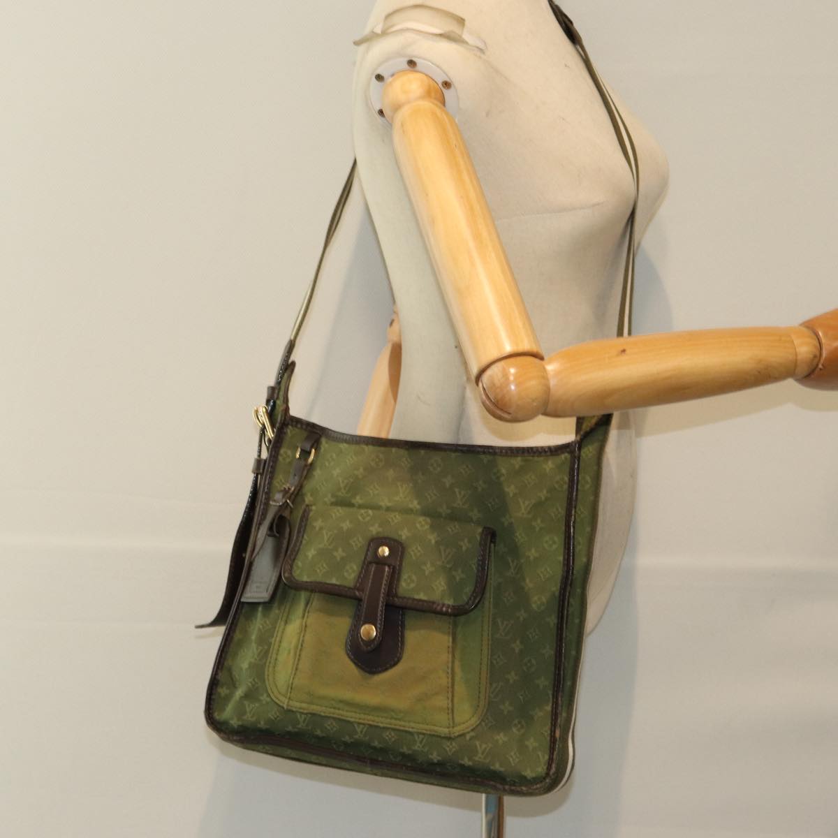 LOUIS VUITTON Monogram Mini Besace Mary Kate Bag TST Khaki M92322 Auth yk13630