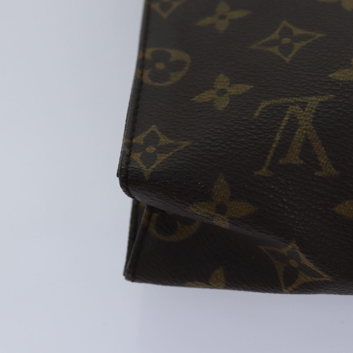 LOUIS VUITTON Monogram Poche Toilette 26 Pouch M47542 LV Auth yk13699