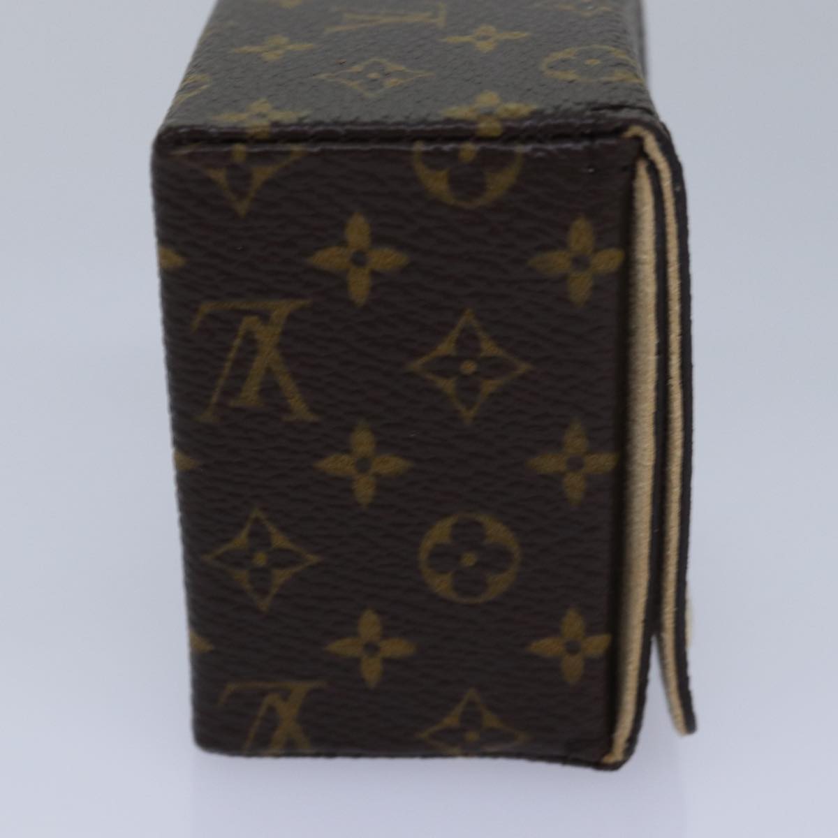 LOUIS VUITTON Monogram Jewelry Case LV Auth yk13734