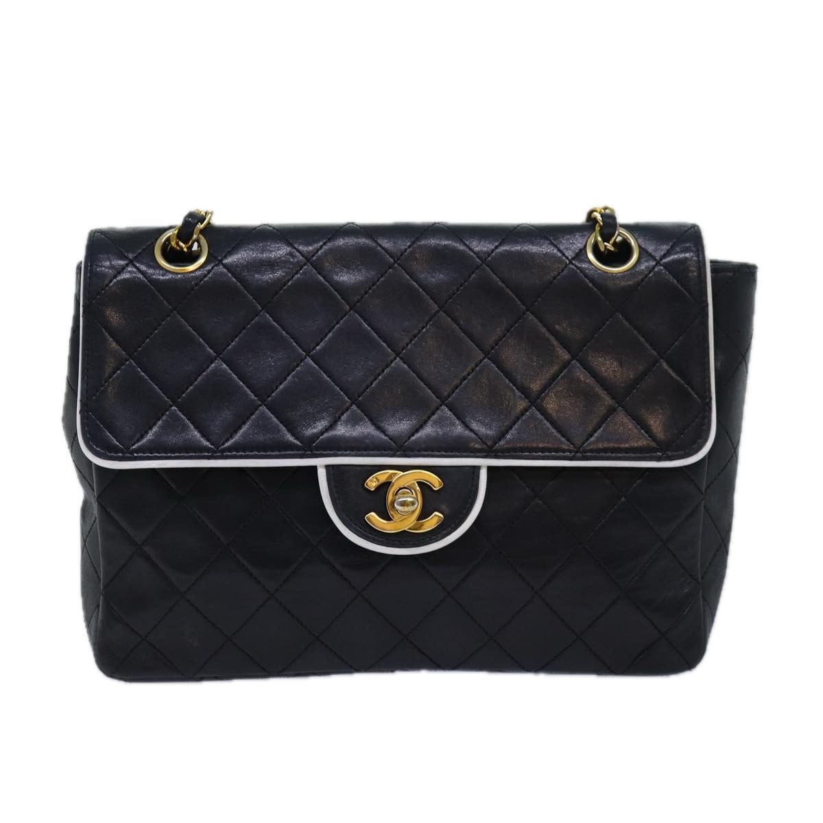 CHANEL Matelasse Turn Lock Chain Bag Lamb Skin Black White CC Auth yk13824