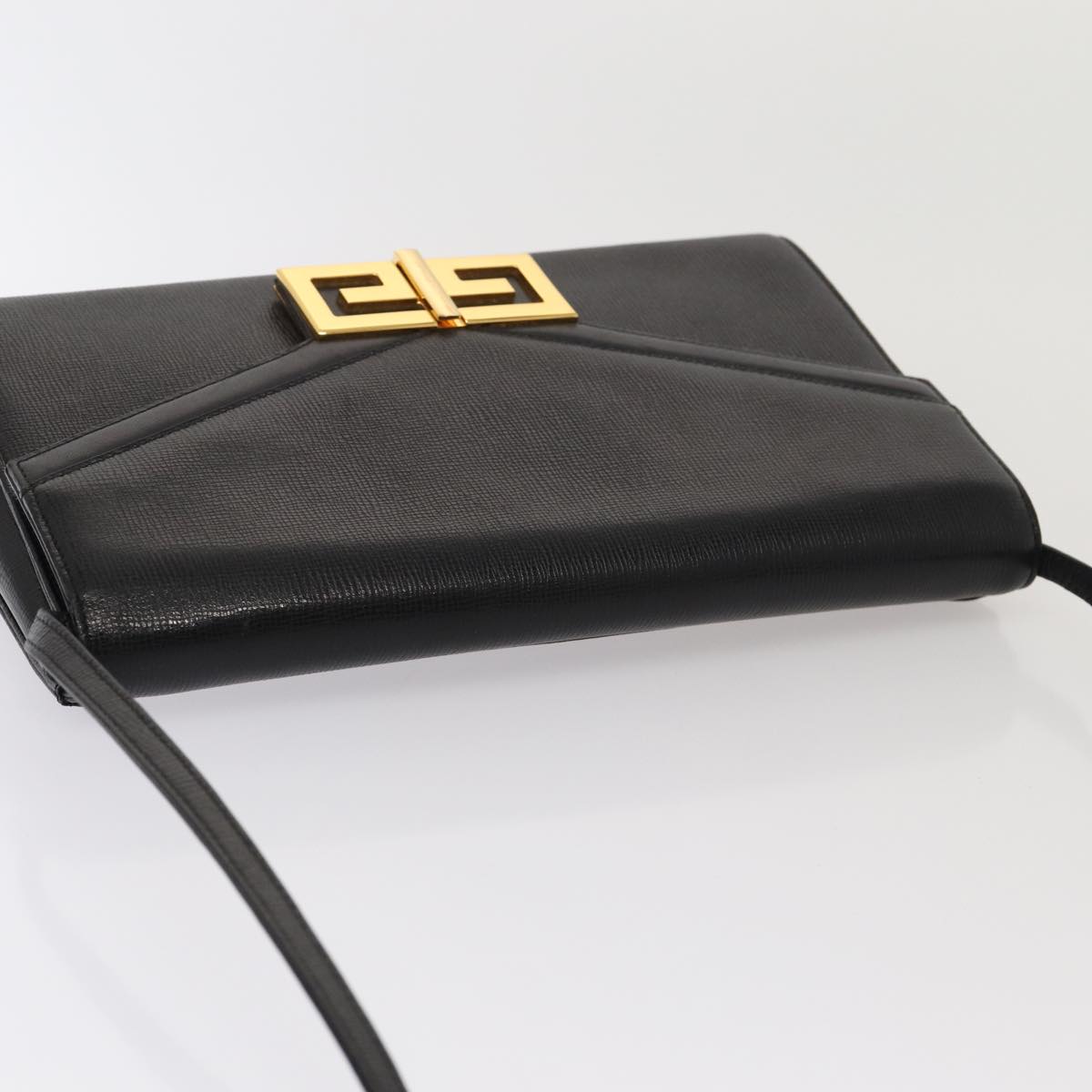 GIVENCHY Shoulder Bag Leather Black Auth yk13945