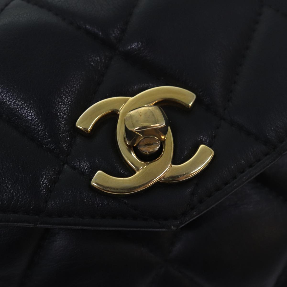 CHANEL Matelasse Chain Waist bag Leather Black CC Auth yk13967