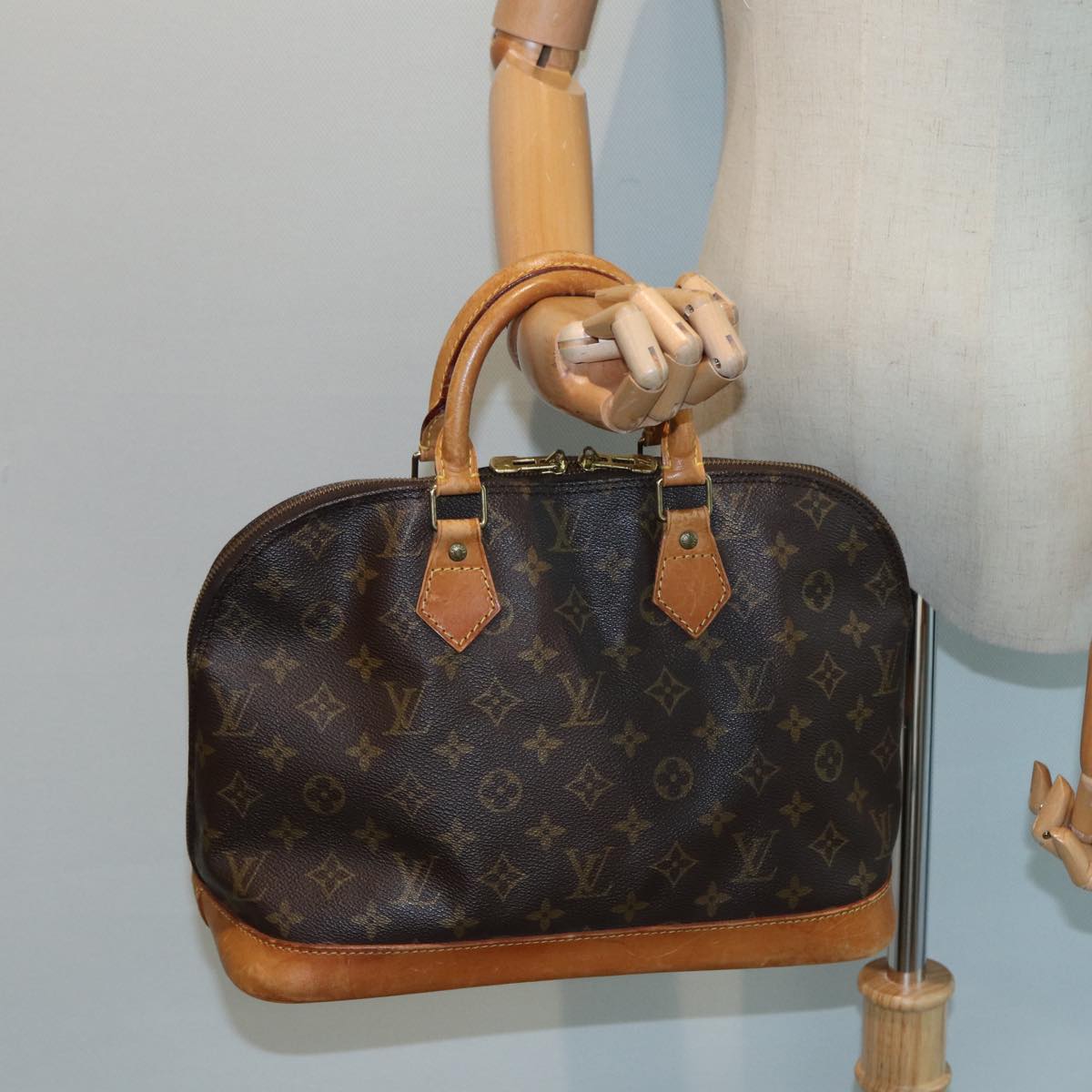 LOUIS VUITTON Monogram Alma Hand Bag M51130 LV Auth yk13978