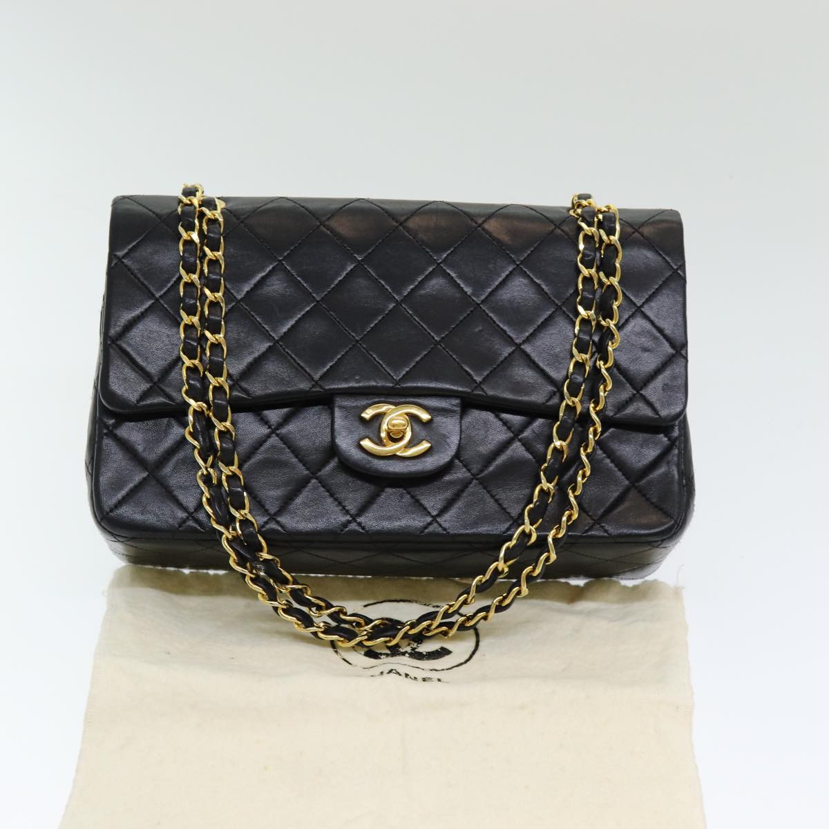 CHANEL Matelasse 25 Turn Lock Chain Hand Bag Lamb Skin Black CC Auth yk14030A