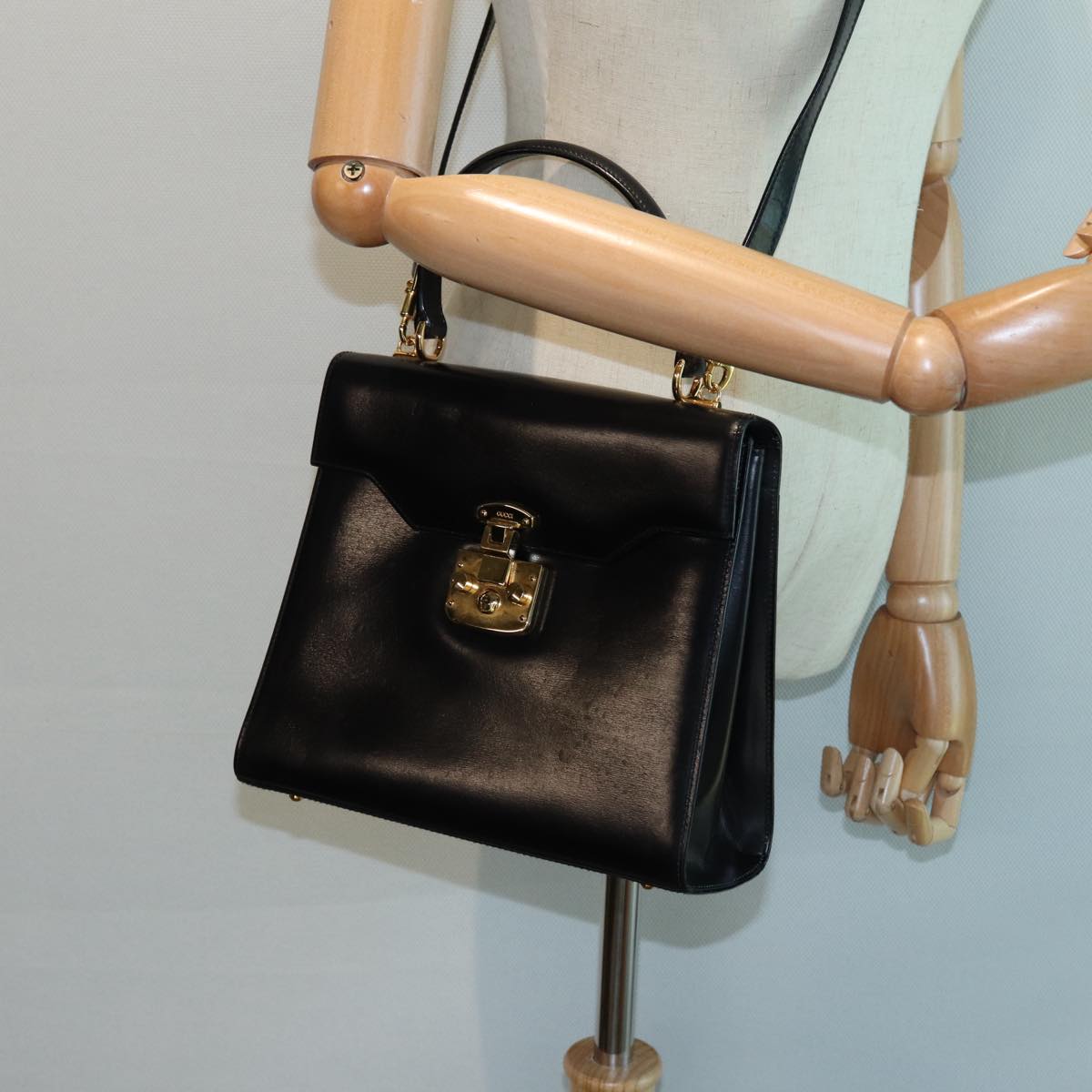 GUCCI Ready lock Hand Bag Leather 2way Black 000 26 0258 Auth yk14070