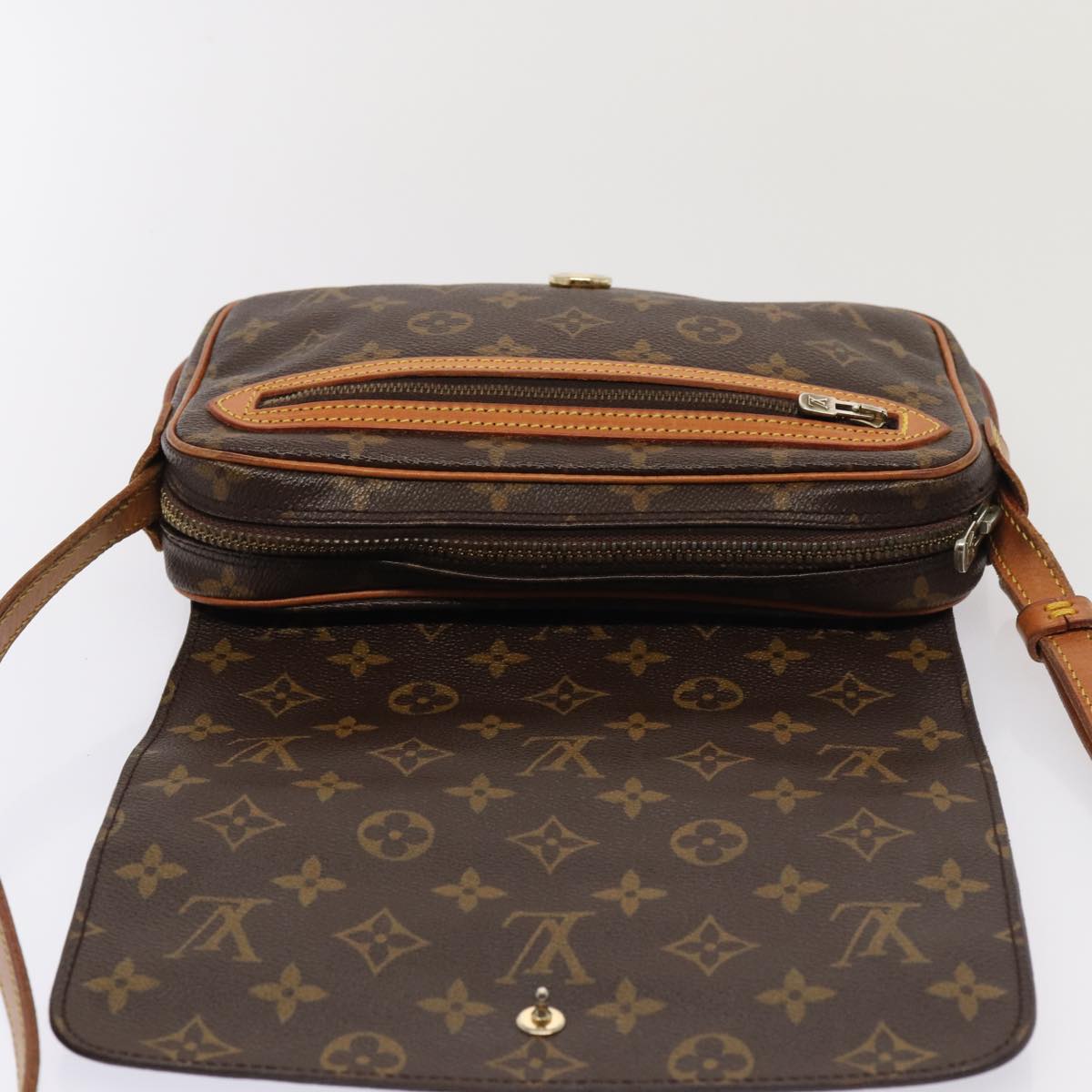 LOUIS VUITTON Monogram Saint Germain Shoulder Bag M51210 LV Auth yk14125