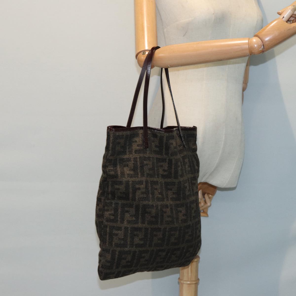 FENDI Zucca Canvas Tote Bag Wool Brown Black Silver Auth yk14162