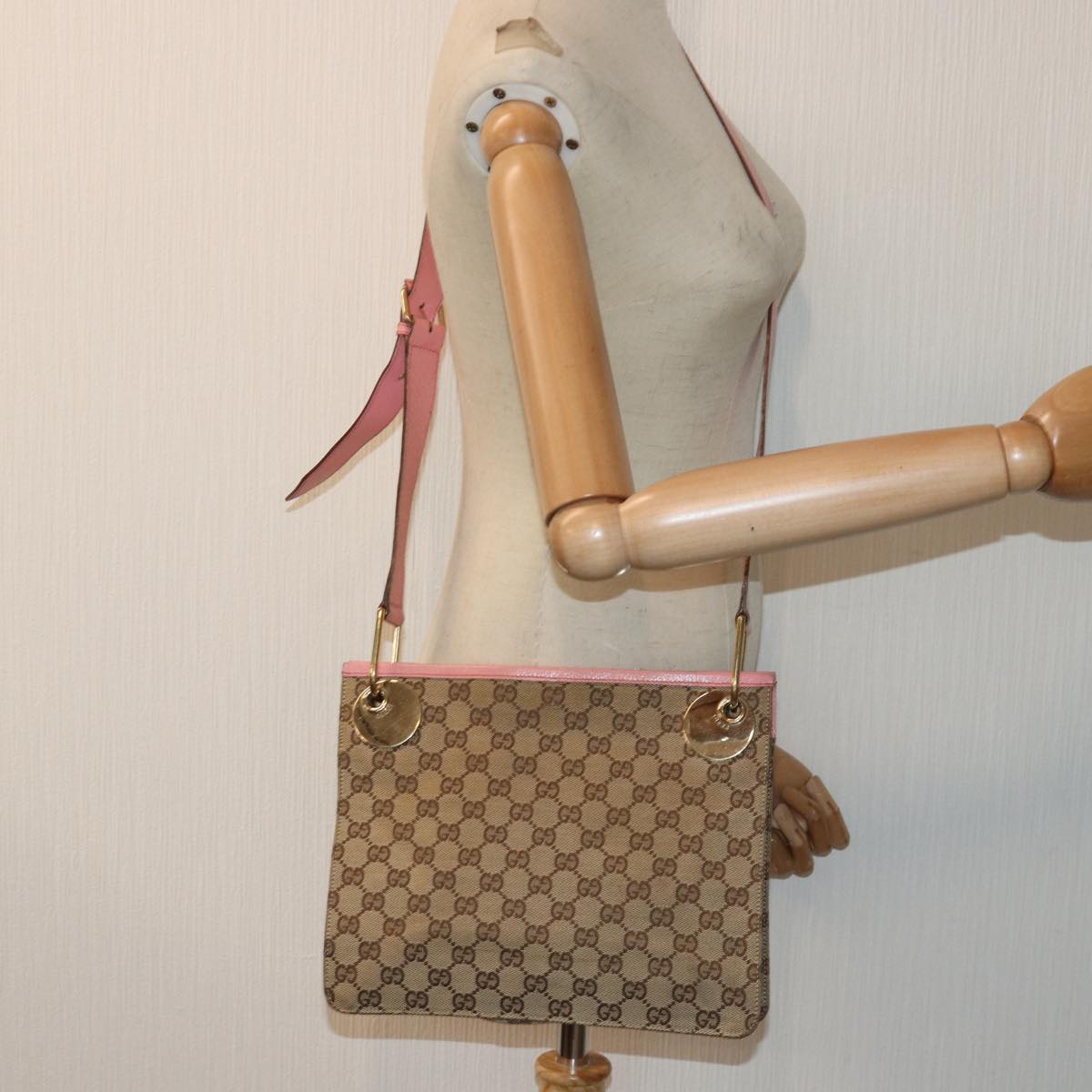 GUCCI GG Canvas Shoulder Bag Beige Gold 120841 Auth yk14171