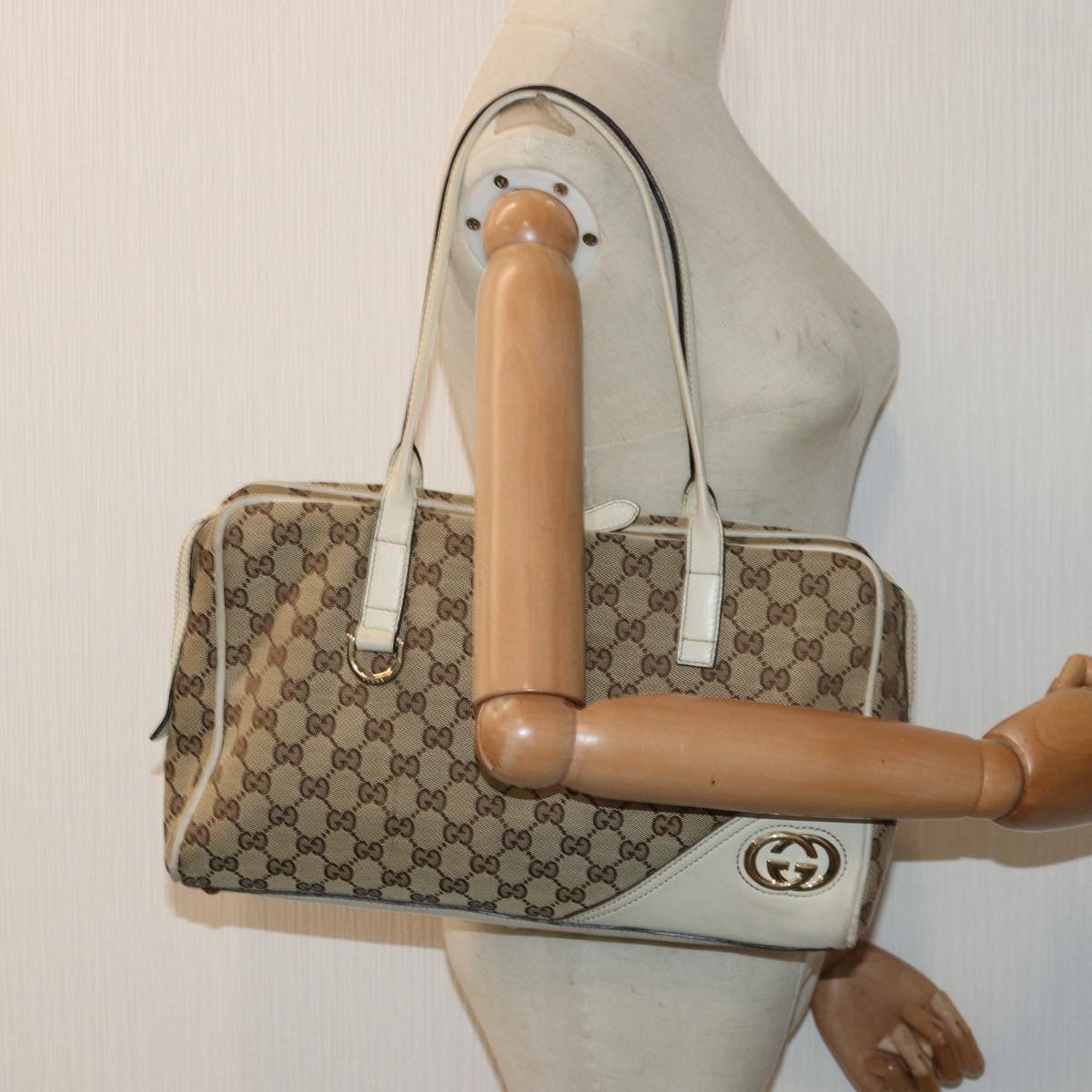 GUCCI GG Canvas Hand Bag Beige White Auth yk14214