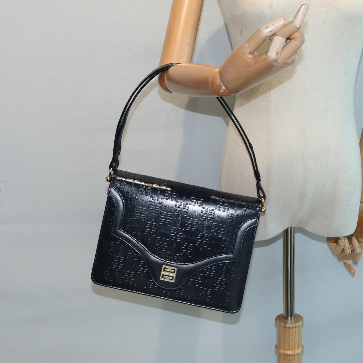 GIVENCHY Hand Bag Leather Navy Gold Auth yk14223