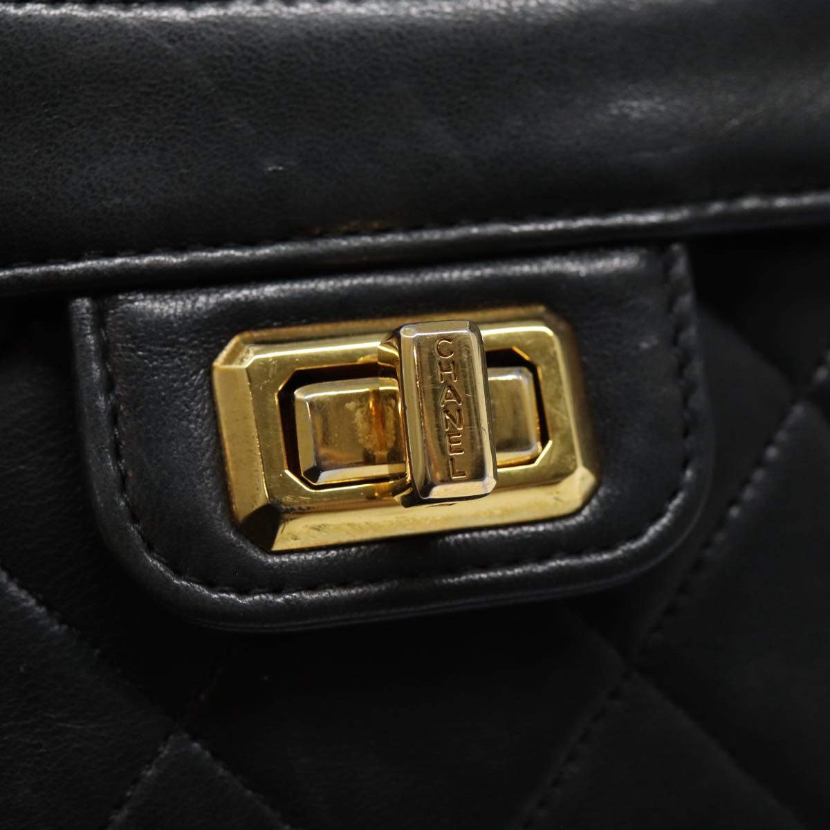 CHANEL Matelasse Turn Lock Chain Hand Bag Lamb Skin Black Gold CC Auth yk14333A