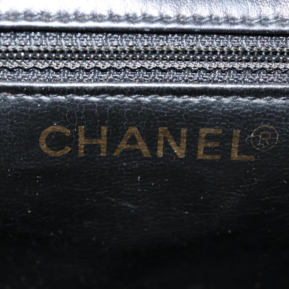 CHANEL Matelasse Turn Lock Waist bag Leather Black Gold CC Auth yk14337