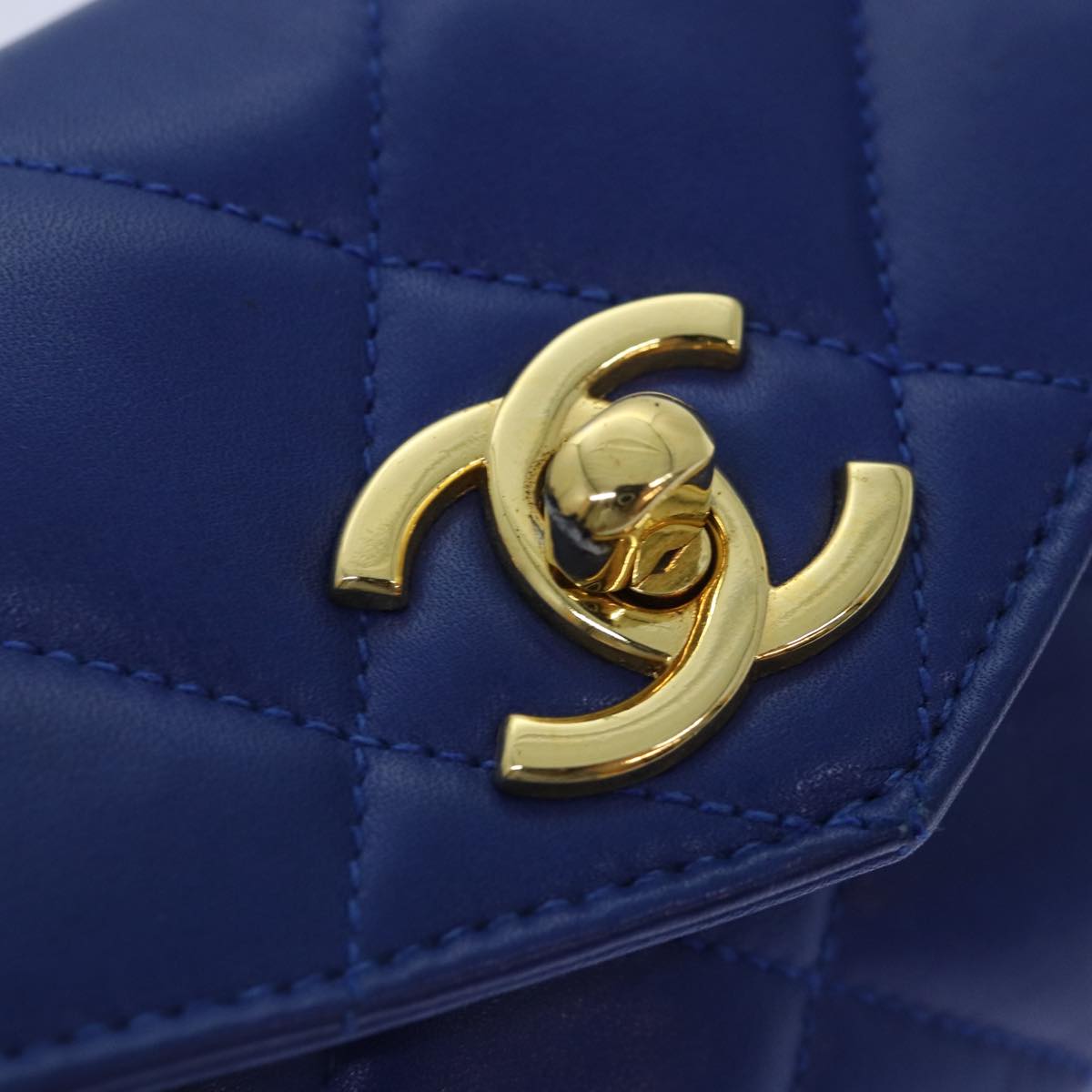 CHANEL Matelasse Waist bag Leather Blue Gold CC Auth yk14459