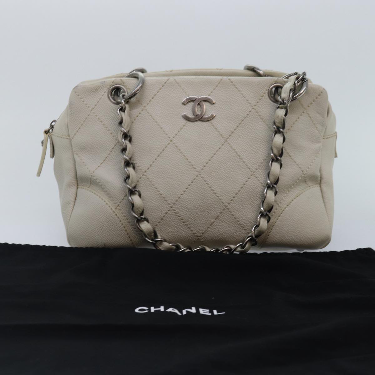 CHANEL Matelasse Chain Shoulder Bag Caviar Skin White Silver CC Auth yk14601