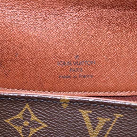 LOUIS VUITTON Monogram Saint Cloud GM Shoulder Bag M51242 LV Auth yk14635