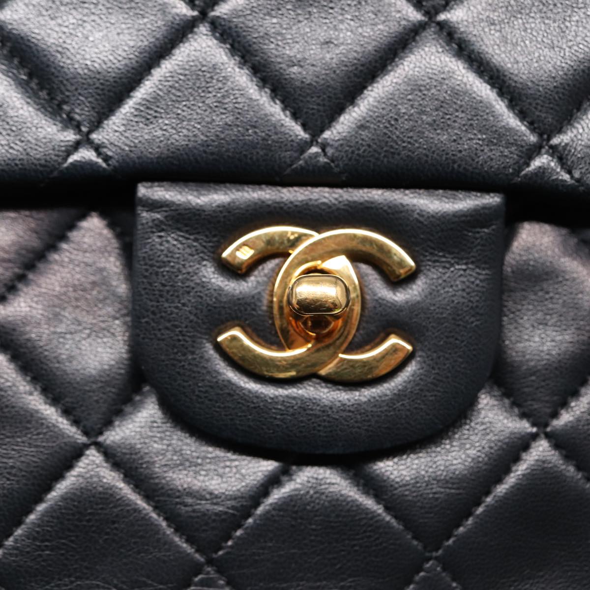 CHANEL Matelasse 25 Turn Lock Chain Bag Lamb Skin Black Gold CC Auth yk14719A