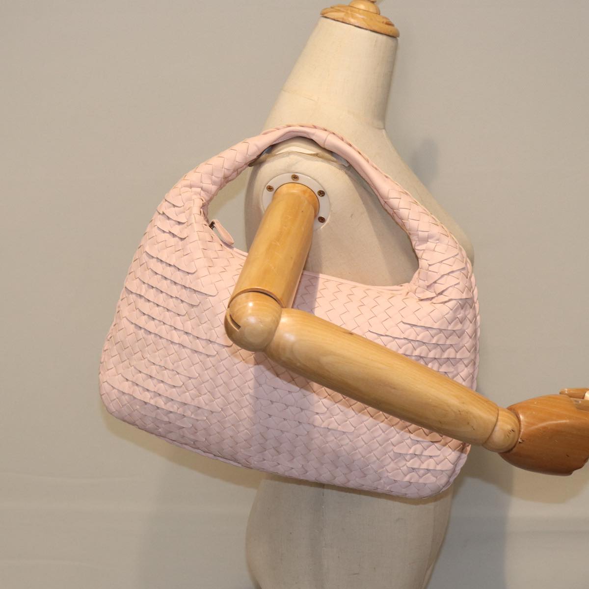 BOTTEGA VENETA INTRECCIATO Hobo Shoulder Bag Leather Pink Auth yk14854A