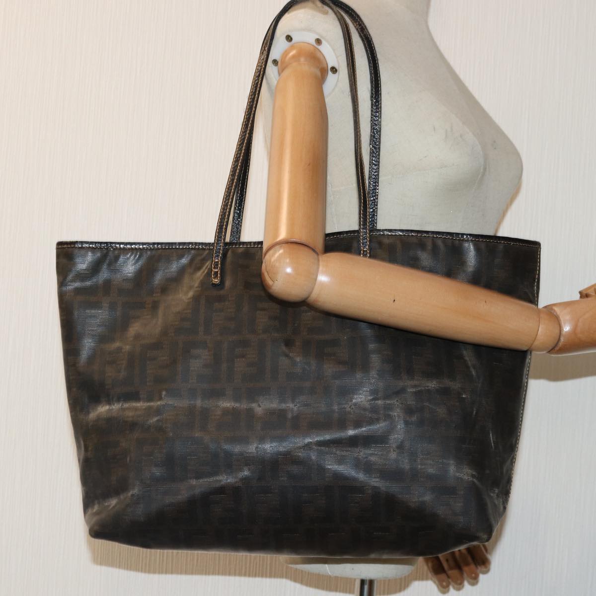 FENDI Zucca Canvas Tote Bag Brown Black Auth yk14952