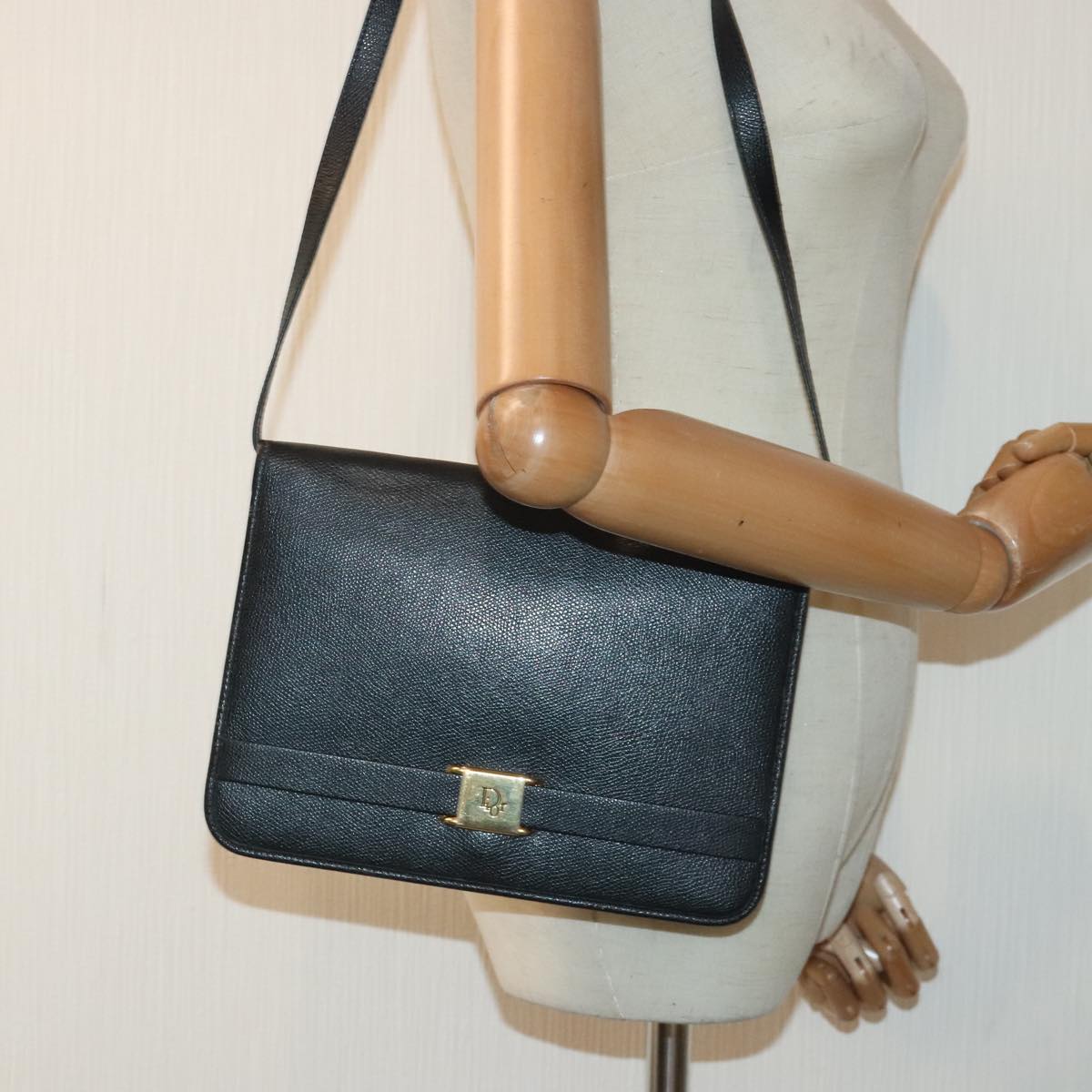 Christian Dior Shoulder Bag Leather Black Gold Auth yk15173