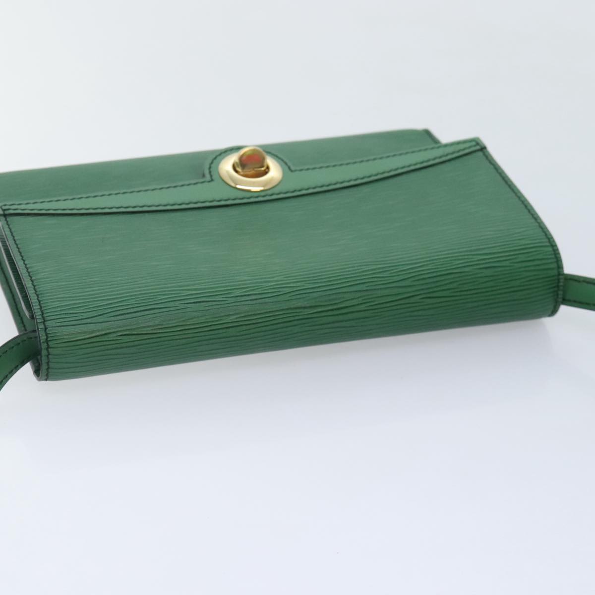 LOUIS VUITTON Epi Pochette Arche Shoulder Bag Green M52574 LV Auth yk15245