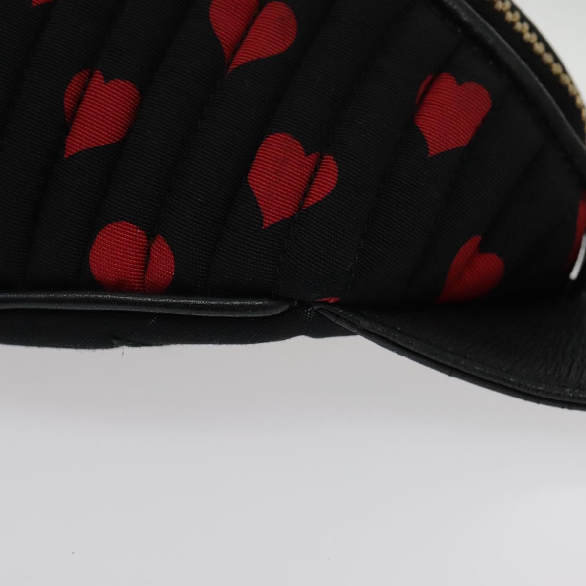 Miu Miu Heart Matelasse Waist bag Canvas Red Black gold Auth yk15421