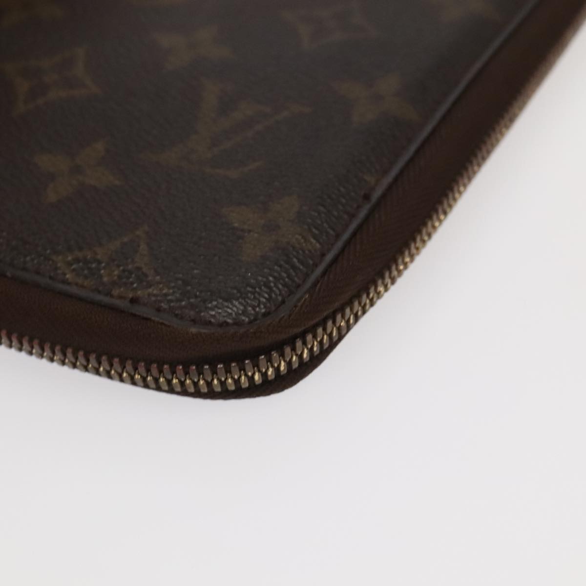 LOUIS VUITTON Monogram Poche Escapade Travel Case M60113 LV Auth yk15438